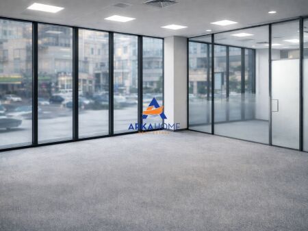 JEPET DYQAN ME QERA 80M2 "PRANE RRUGES DRITAN HOXHA ,LAPRAKE" 2.000 EURO