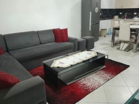 Jepet Me Qera Apartament 2+1+1 Ballkon