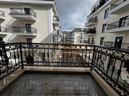 Shitet, Apartament 1+1, Sauk, Porta Tirana e Re, Tiranë.