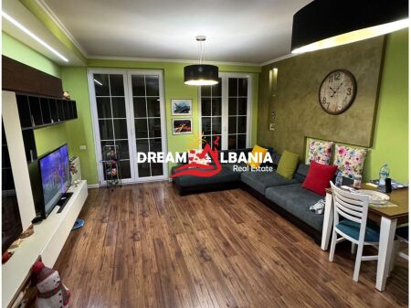 Apartament 2+1+2 Ne Shitje Te Stadiumi Dinamo (ID 41212170)