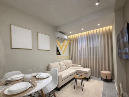 VENDESI 2 MONOLOCALI AL 21 DICEMBRE 200.000 EURO