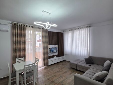 1+1 me Qira ne Astir