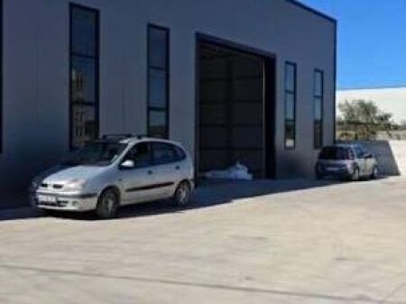 EKSKLUZIVE, Kapanon me qera ne Autostraden Tirane- Durres