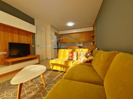 Affitto, Appartamento 2+1, Via 5 Maji 800 €