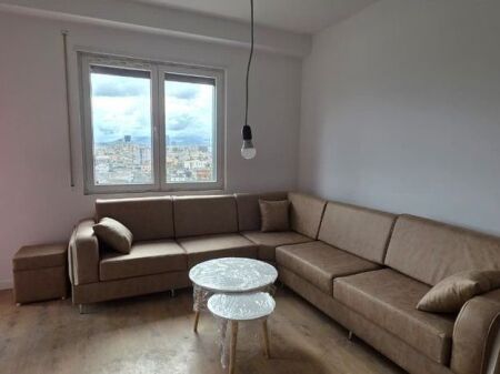 Apartament 2+1+post parkim me qera Paskuqan