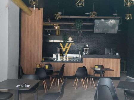 SHITET DYQAN 94 M2 TE ISH FUSHA E AVIACIONIT 283.000 EURO