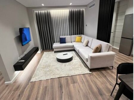 Apartament me qera te ish fusha Aviacionit 1+1