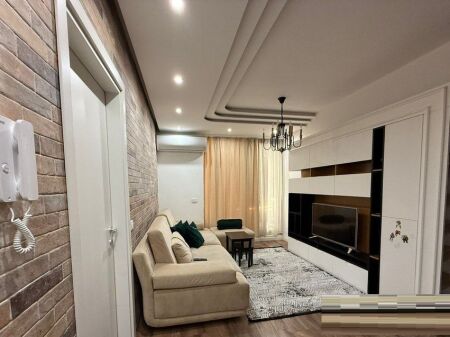 ME QIRA APARTAMENT 2+1+2 TE FUSHA AVIACIONIT