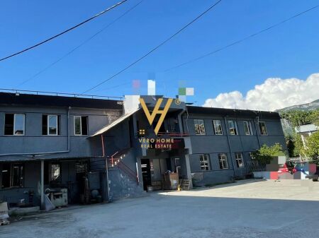 JEPE MAGAZINE 1.300 M2 ME QERA NE ALLIAS 3.900 EURO