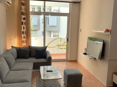 APPARTAMENTO IN AFFITTO 2+1 COMUNE DI PARIGI 700 EURO