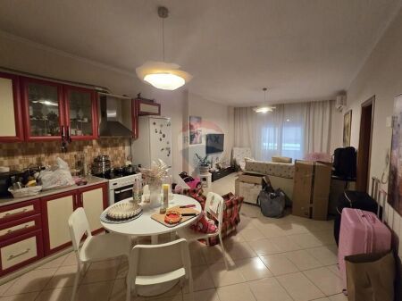 Apartament - Për Shitje - Kthesa e Kamzës, Tiranë(ID: 530411012-174)