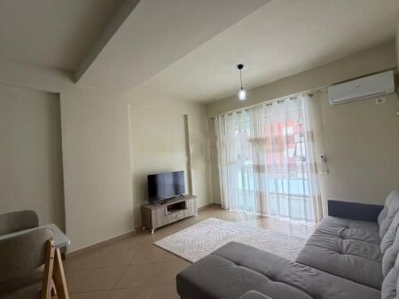 GOLDEN PARK, APPARTAMENTO 2+1 IN AFFITTO, PRESSO IL PALAZZO CON LA FRECCIA