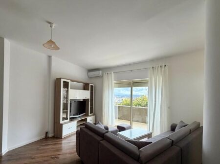 APARTAMENT 1+1 I PABANUAR ME PARE PER QIRA NE FRESK!