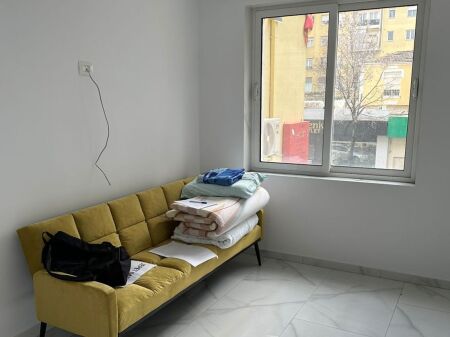 Apartment 1+1 for rent – 48 m² 📍 Dibrës Street