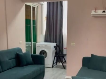 MONOLOCALE IN AFFITTO VIA DURRESIT 37.000 LEKE