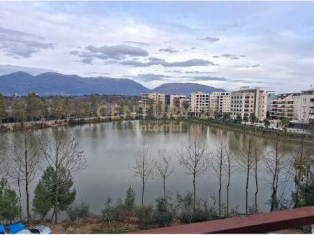 Apartament 3+1+2 per qira tek Liqeni i Thate