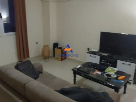 JEPET ME QERA APARTAMENT 2+1+BALLKON "PERBALL ME MARTENITETIN E RI NE BRRYL" 55.000 LEKE