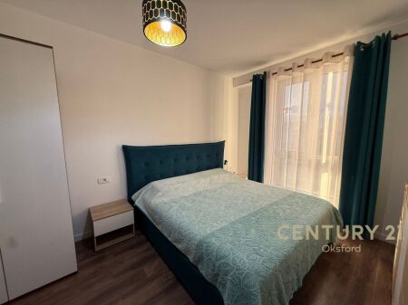 JEPET ME QIRA 2+1+2 TE FUSHA E AVIACIONIT