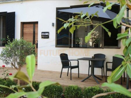 In vendita, 2 monolocali, Via Muhamet Gjollesha