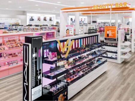 JEPET AMBIENT BIZNESI 140 M2 ME QERA TE BLV. ZHAN D’ARK 2.700 EURO