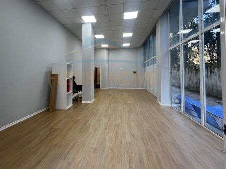 Shitet, Ambient Biznesi, Fresk, Tirane​