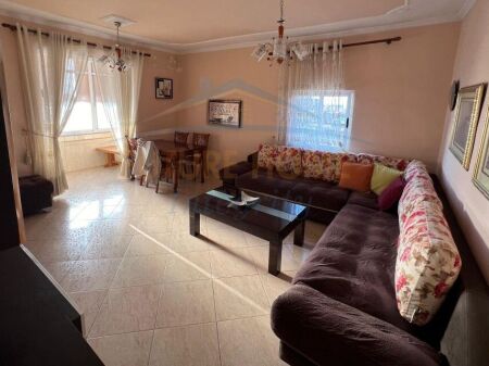 Qera, Apartament 1+1, Rruga e Dibrës, Tiranë.