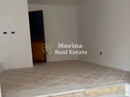 Qera | Ambjent Biznesi | Qytet Studenti | 600 €/muaj