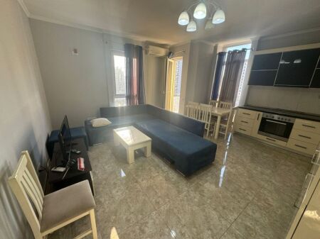 APARTAMENT 2+1 ME QIRA FUSHA E AVIACIONIT