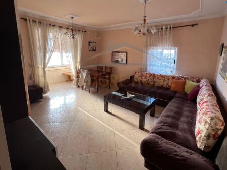 AFFITTASI APPARTAMENTO 1+1 FARMACIA 10