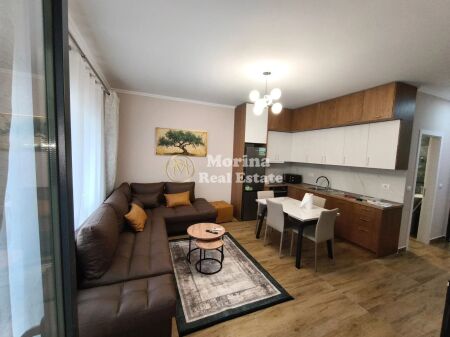 Rent | Apartment 1 + 1 | Zogu i Zi | 800 €/month