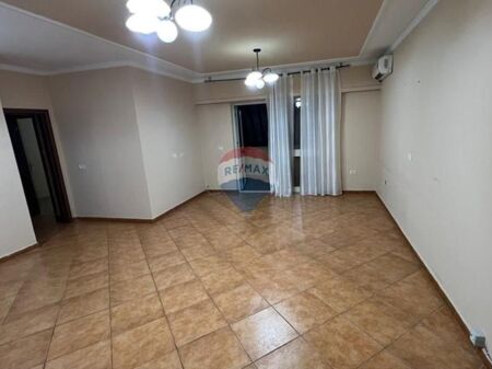 Apartment for Rent in Bllok