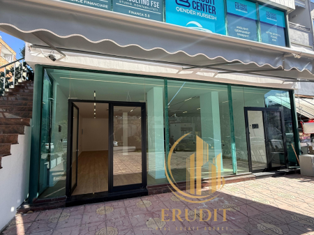 JEPET ME QIRA  Njësi Biznesi në Vlorë | 100 m²