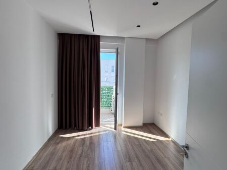 Office for rent Near Kika 2