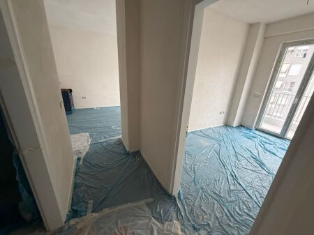 Disponiamo di ambienti con prezzi economici per uffici