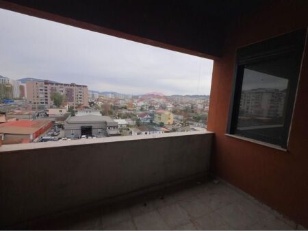 APARTAMENT 1+1 PER SHITJE TE CASA ITALIA