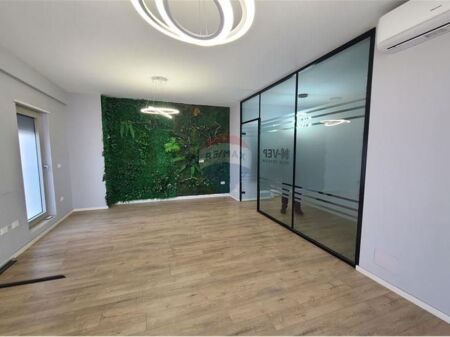 Business premises for rent behind Ring Center