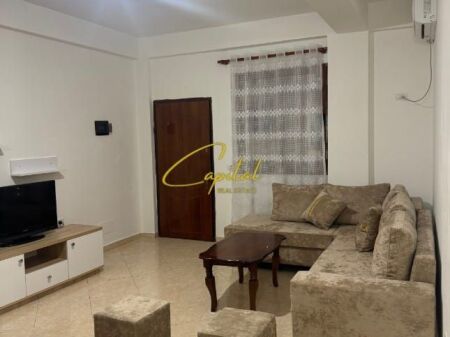 APARTAMENT ME QIRA 1+1 XHAMLLIKU 40.000 LEKE