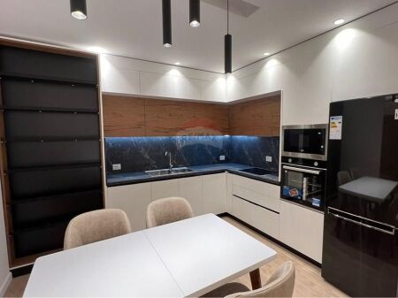 Appartamento 2+1+2 in affitto Zogu Zi