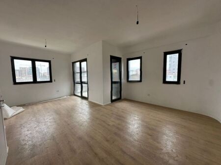 Apartment 2+1+2 for sale at Oasis Residenc, Astir 185,000 €