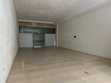 Ne astir, jepet dyqan me qera 50.000 leke