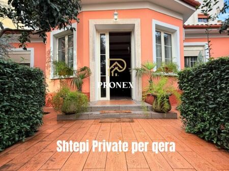 Shtepi Private me qera - Pazari i Ri