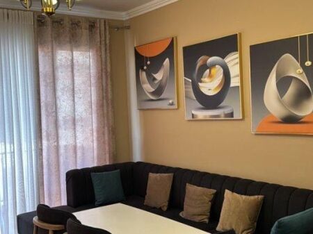 🏡 JEPET ME QIRA – RRUGA “5 MAJI