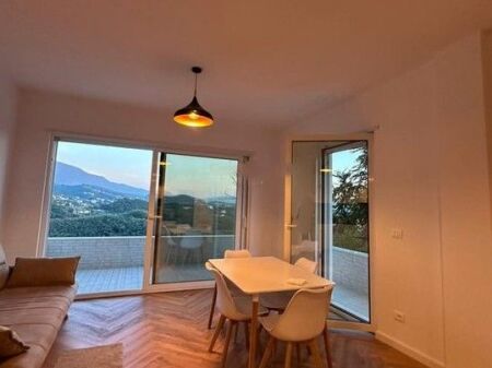 Ulet cmimi! Apartament per qira 2+1+2, Tek Vilat e Arabit, Fresk