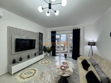 Qera, Apartament 1+1 , Zogu i Zi, Tiranë