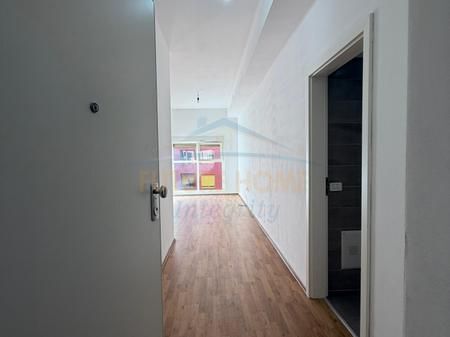 Shitet, Apartament 1+1, Kompleksi Mangalem, Tiranë.