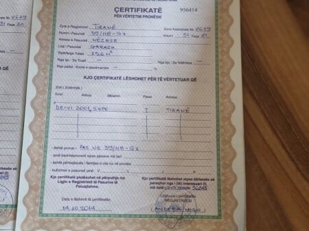 Garage in vendita Vicino Ardenos