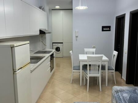 Jepet Me Qera Apartament 2+1