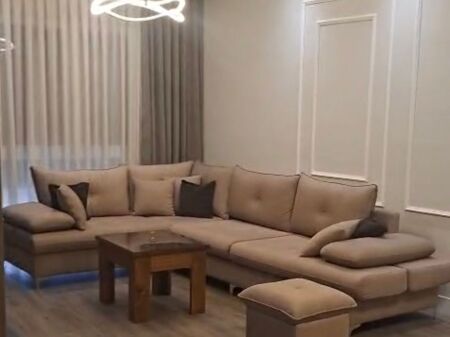 2+1+2 in affitto a Teg