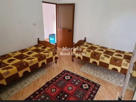 Affitto | Casa privata 1 + 1 | 5 Maji | 300 €/mese