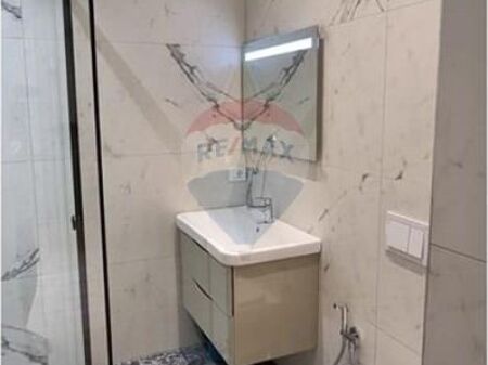 Apartament me qera 1+1